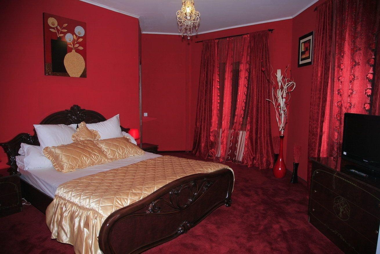 Papu 4* Bucharest