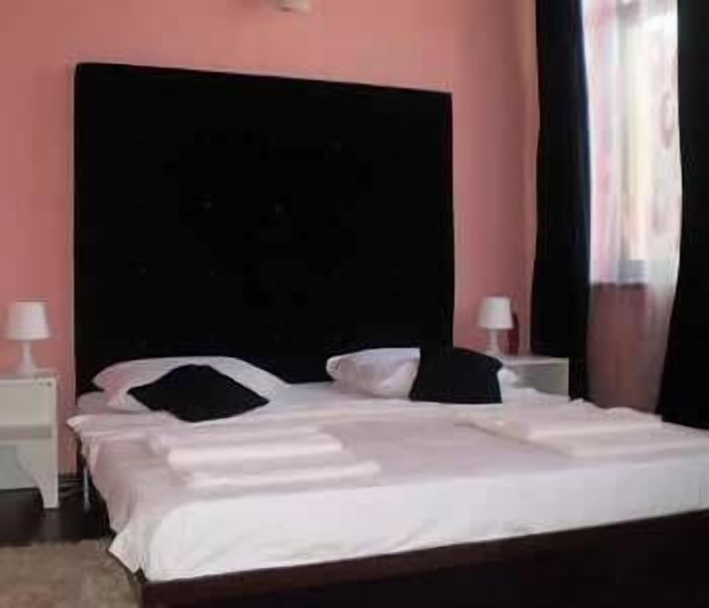 Papu Hotel 4*